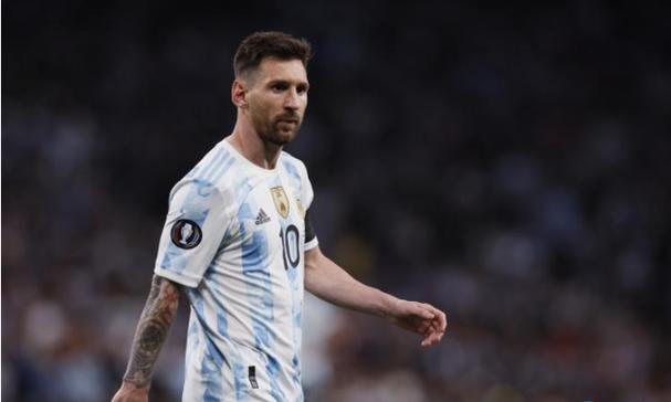 郁钧剑新书《语言决定唱法》发布